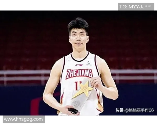 余嘉豪的成长之路：从青涩少年到篮球场上的耀眼明星